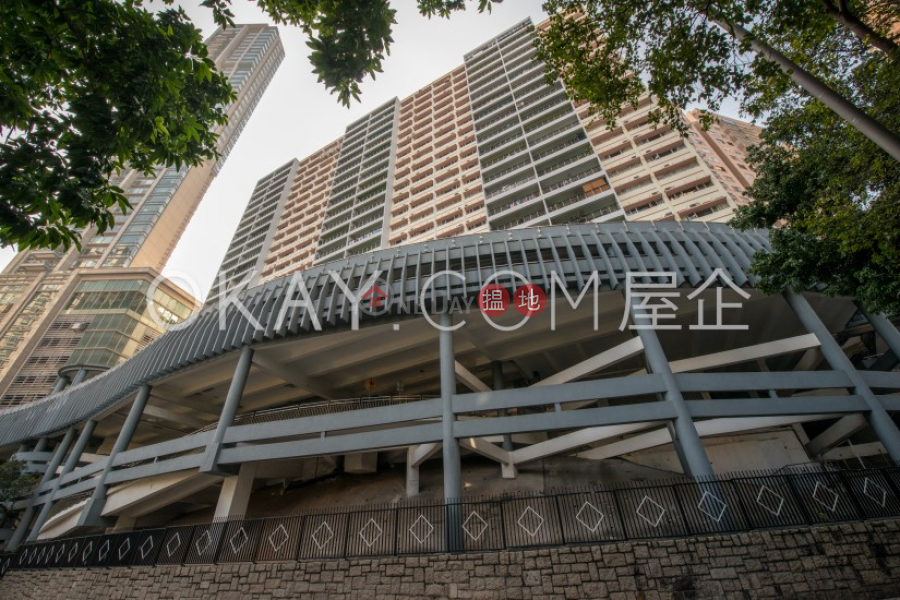 Property Search Hong Kong | OneDay | Residential | Rental Listings, Luxurious 4 bedroom with balcony & parking | Rental
