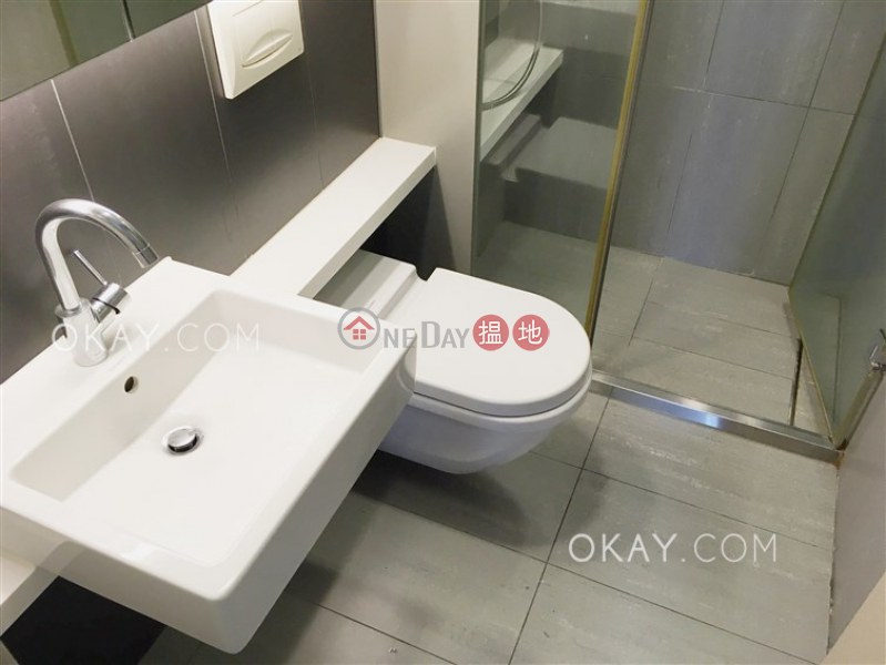Rare 2 bedroom with balcony | Rental, The Oakhill 萃峯 Rental Listings | Wan Chai District (OKAY-R89488)