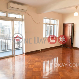 Popular 3 bedroom with balcony & parking | Rental