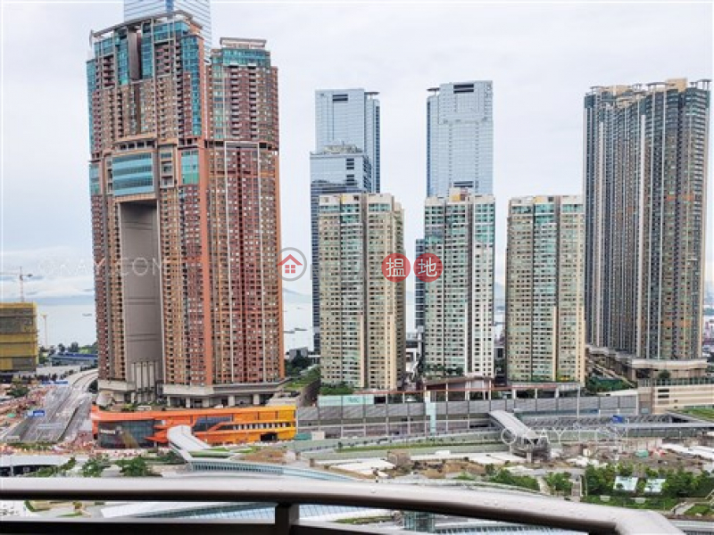 HK$ 60M, Grand Austin Tower 1 Yau Tsim Mong, Stylish 4 bedroom on high floor with balcony & parking | For Sale