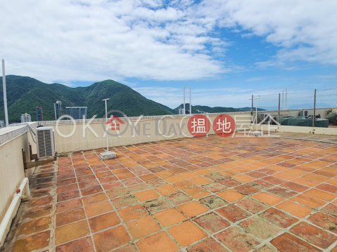 Gorgeous penthouse with rooftop, balcony | For Sale | Repulse Bay Garden 淺水灣麗景園 _0