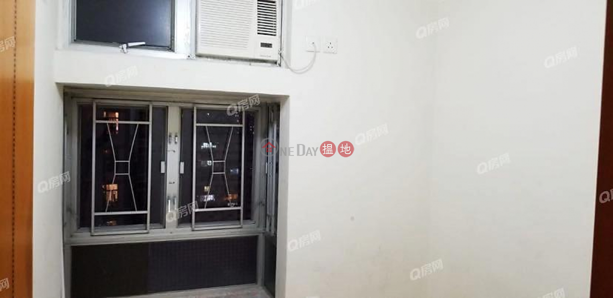 Property Search Hong Kong | OneDay | Residential Sales Listings, Block 4 New Jade Garden | 3 bedroom High Floor Flat for Sale