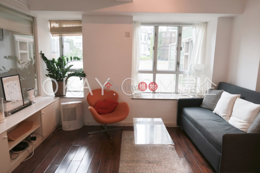 Cozy 2 bedroom in Mid-levels West | For Sale | Grandview Garden 雍翠臺 Sales Listings