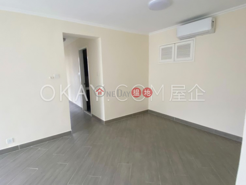 HK$ 25,500/ month, Discovery Bay, Phase 5 Greenvale Village, Greenfield Court (Block 3),Lantau Island | Unique 3 bedroom with balcony | Rental