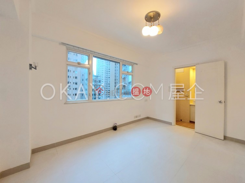 Efficient 2 bedroom with balcony | For Sale | Jing Tai Garden Mansion 正大花園 Sales Listings