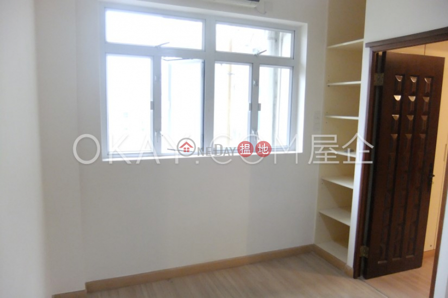 HK$ 43,000/ month 1B High Street | Western District | Lovely 2 bedroom on high floor with rooftop | Rental