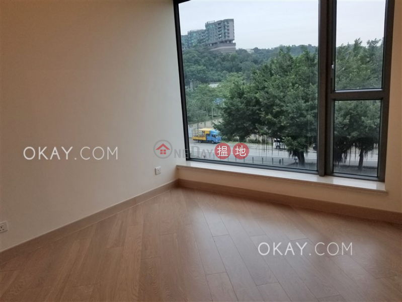 HK$ 39,000/ month, Providence Bay Phase 1 Tower 10 | Tai Po District, Stylish 3 bedroom with sea views, balcony | Rental