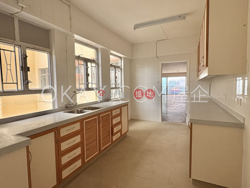 香港搵樓|租樓|二手盤|買樓| 搵地 | 住宅|出租樓盤4房2廁,連車位,露台翠錦園出租單位