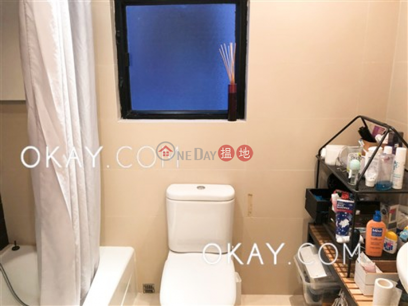 HK$ 80,000/ 月|嘉兆臺-西區-3房2廁,實用率高,極高層,露台《嘉兆臺出租單位》