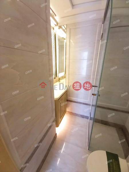 HK$ 30,000/ month, Villa D\'ora | Western District, Villa D\'ora | 3 bedroom Low Floor Flat for Rent