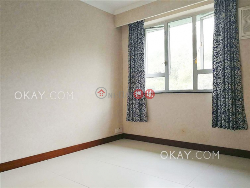HK$ 32,000/ month | Block 45-48 Baguio Villa | Western District | Elegant 2 bedroom with parking | Rental