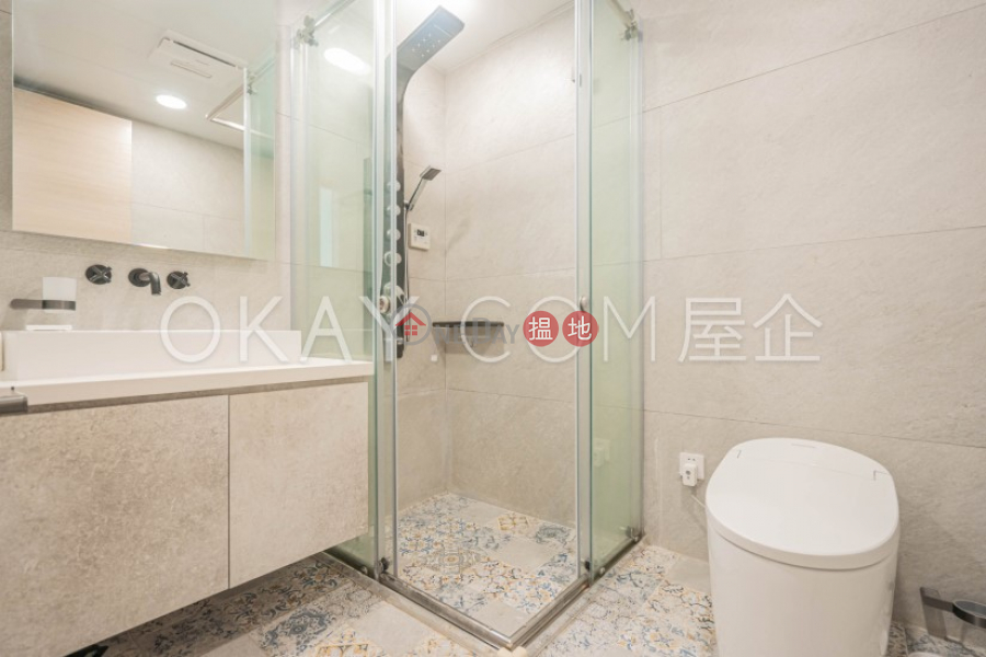 Rare 2 bedroom on high floor with balcony | Rental | Phase 2 South Tower Residence Bel-Air 貝沙灣2期南岸 Rental Listings