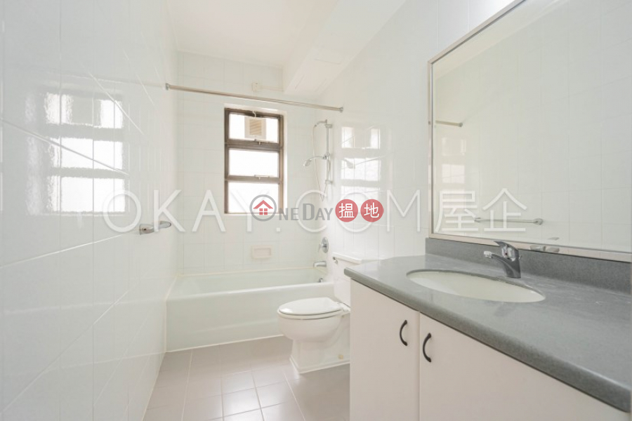 HK$ 85,000/ month | Repulse Bay Apartments | Southern District | Efficient 4 bedroom with balcony & parking | Rental