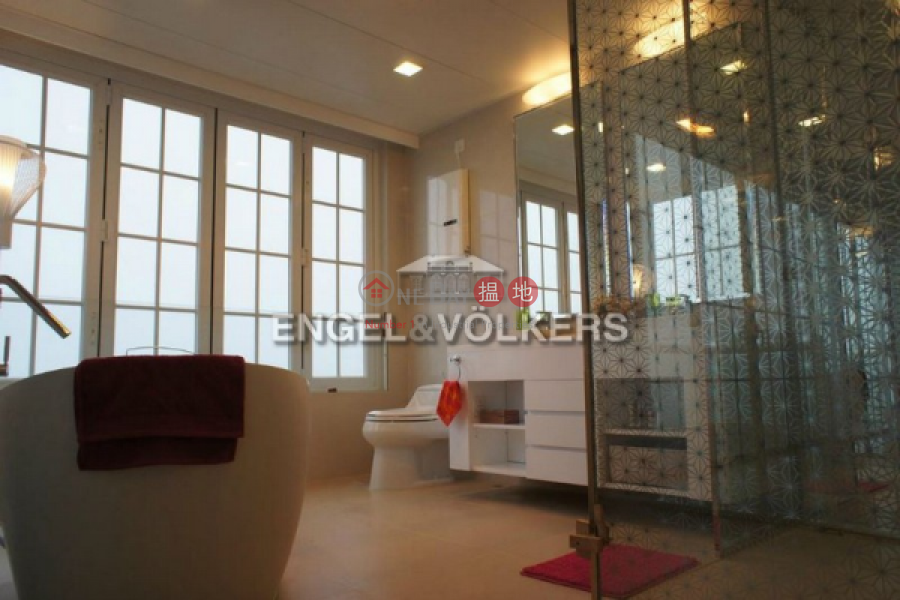 3 Bedroom Family Flat for Sale in Peak, Kings Court 龍庭 Sales Listings | Central District (EVHK38931)