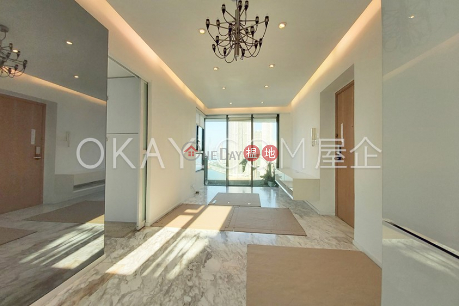 Stylish 2 bedroom on high floor with sea views | Rental | 60 Victoria Road 域多利道60號 Rental Listings