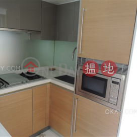 Elegant 3 bedroom on high floor with balcony | Rental | Centrestage 聚賢居 _0