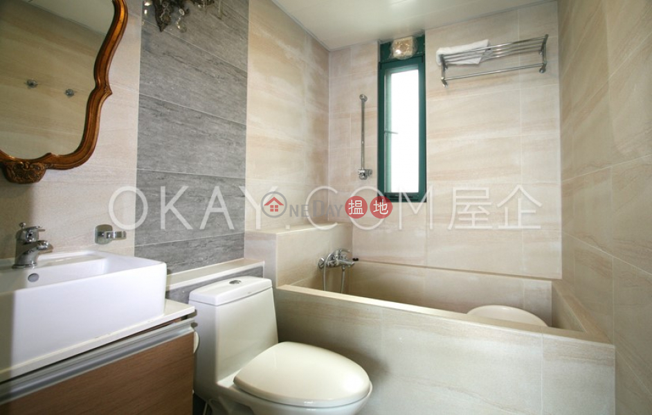 HK$ 17.8M | University Heights Block 2, Western District Luxurious 2 bedroom with balcony | For Sale