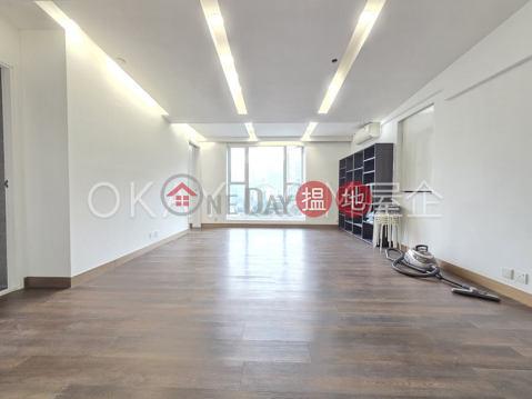 Gorgeous 1 bedroom on high floor | Rental | GLENEALY TOWER 華昌大廈 _0