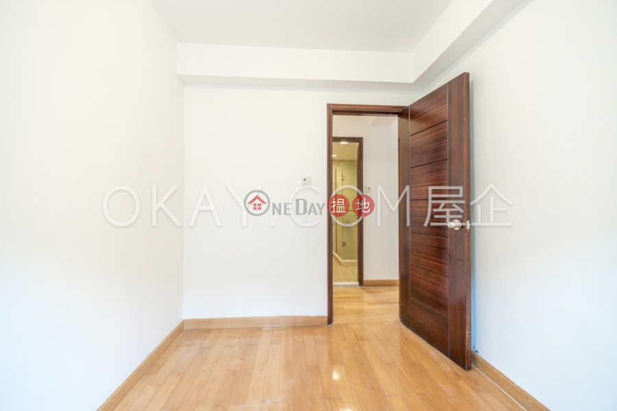 Efficient 3 bedroom with parking | For Sale | Block A Grandview Tower 慧景臺A座 Sales Listings