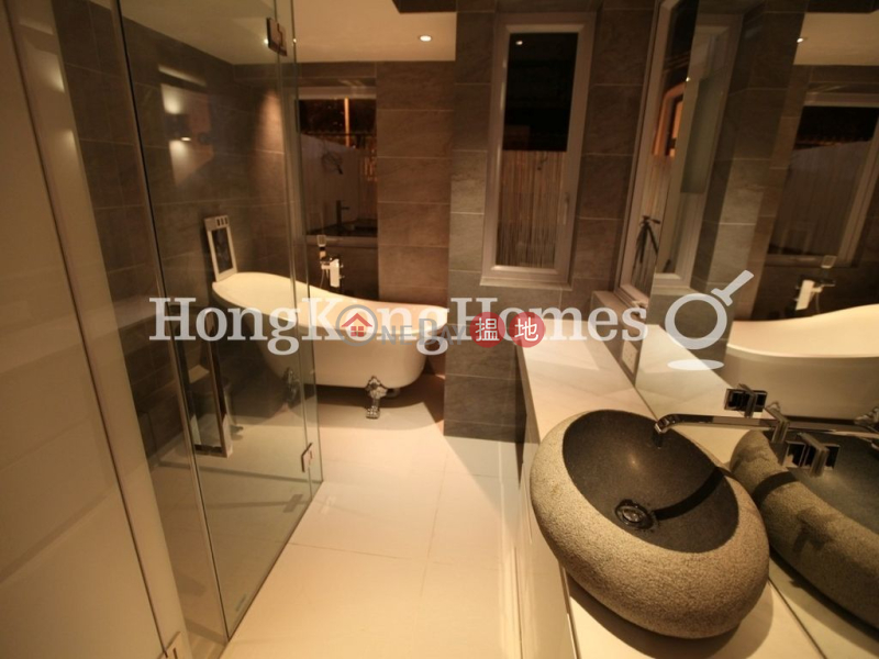 HK$ 31,000/ month | 62-64 Queen\'s Road West, Western District, 1 Bed Unit for Rent at 62-64 Queen\'s Road West