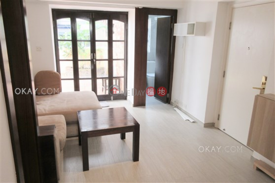 Unique 1 bedroom with terrace | Rental, Million City 萬城閣 Rental Listings | Central District (OKAY-R33323)