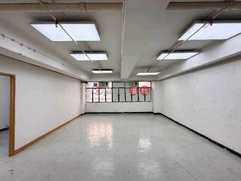 Practical storage space, ready to use immediately, with air conditioning. | Kin Fat Industrial Centre 建發工業中心 Rental Listings