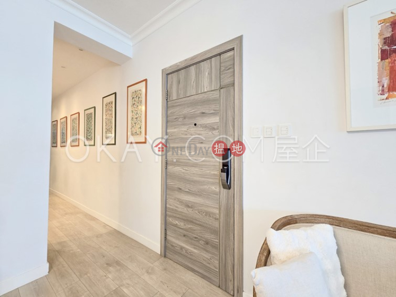 Property Search Hong Kong | OneDay | Residential Sales Listings | Nicely kept 3 bedroom on high floor | For Sale