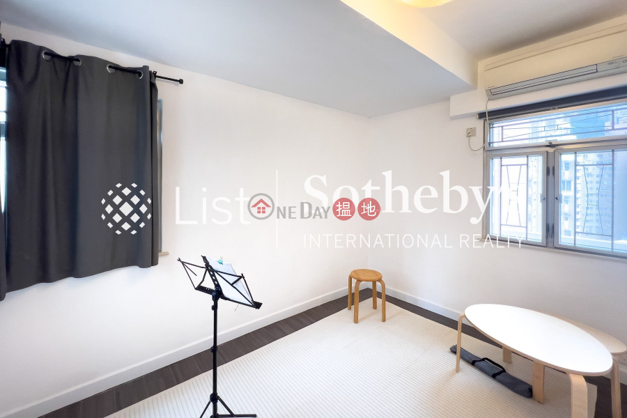 Property for Rent at Friendship Court with 3 Bedrooms | 12-22 Blue Pool Road | Wan Chai District, Hong Kong | Rental HK$ 38,500/ month