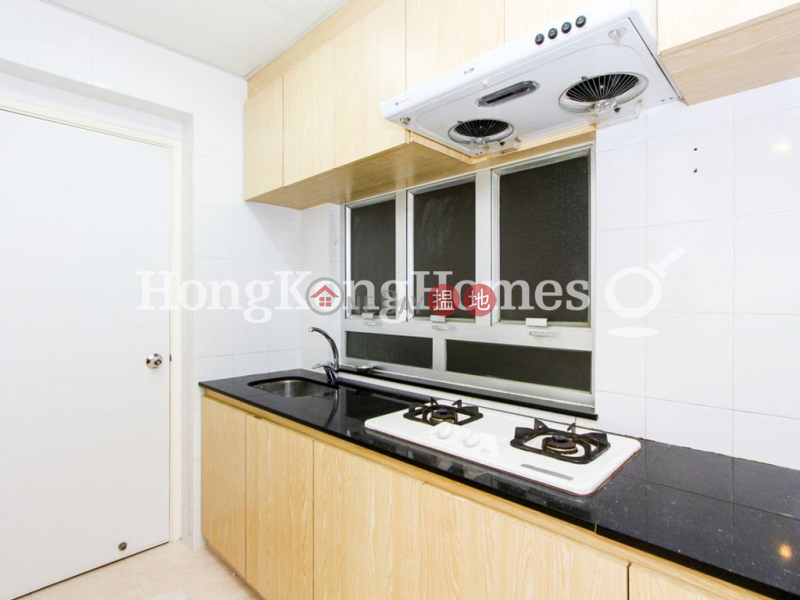 3 Bedroom Family Unit for Rent at Happy Mansion, 60-62 Village Road | Wan Chai District | Hong Kong | Rental | HK$ 28,000/ month