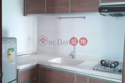 Elegant 2 bedroom with parking | Rental, Mandarin Villa 文華新邨 | Wan Chai District (OKAY-R79871)_0