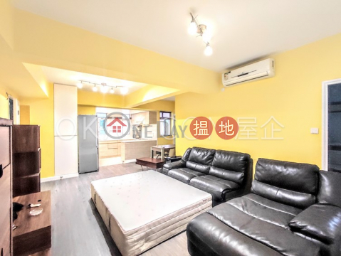 Elegant 2 bedroom with parking | Rental, Chong Yuen 暢園 | Western District (OKAY-R106942)_0