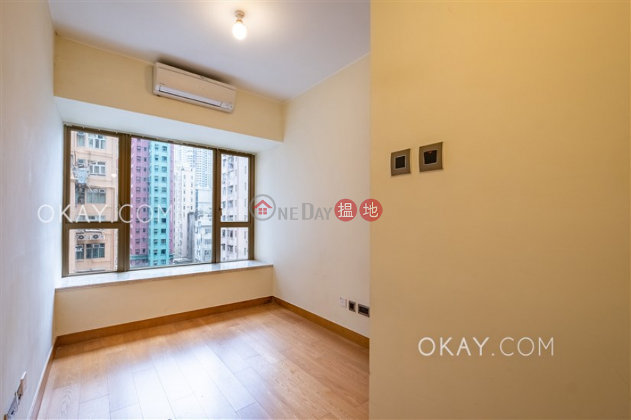 HK$ 12.5M | The Nova Western District Tasteful 2 bedroom with balcony | For Sale