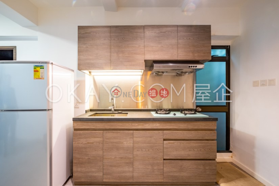 Property Search Hong Kong | OneDay | Residential | Rental Listings Intimate 2 bedroom in Mid-levels Central | Rental