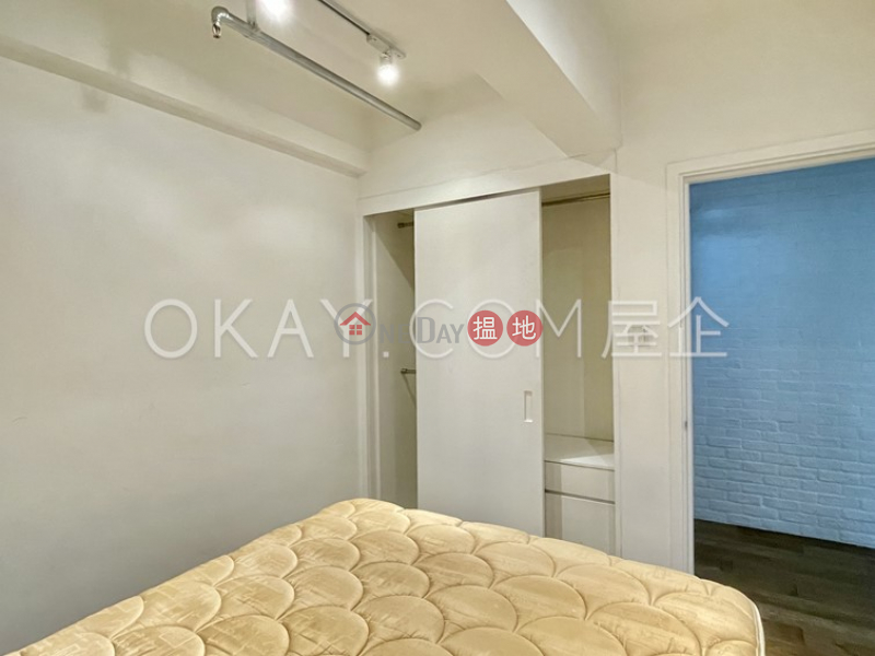Cozy 1 bedroom with balcony | Rental, 130 Des Voeux Road West | Western District, Hong Kong, Rental | HK$ 26,000/ month