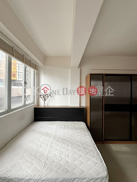 Intimate high floor in Sheung Wan | For Sale | 28-30 Queens Street | Western District | Hong Kong | Sales HK$ 4.3M