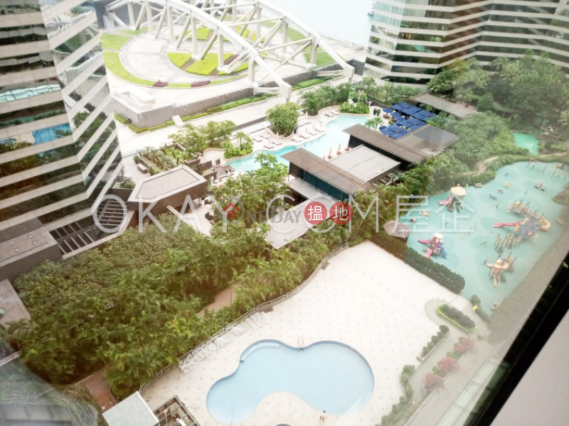 HK$ 43,000/ month Convention Plaza Apartments Wan Chai District, Lovely 1 bedroom on high floor | Rental