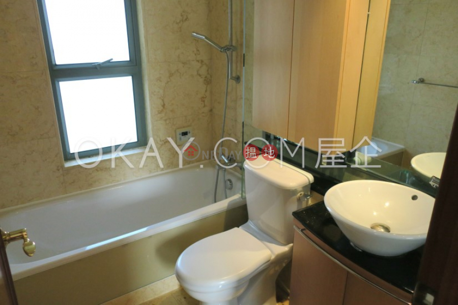 HK$ 32M, Sky Horizon, Eastern District | Rare 3 bedroom on high floor with sea views | For Sale