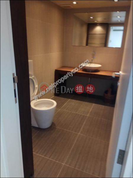 Wellington Place High | Office / Commercial Property | Rental Listings HK$ 130,419/ month