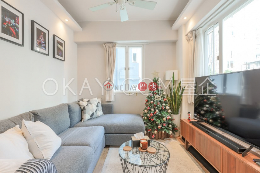HK$ 8.6M | Fung Woo Building Wan Chai District Cozy 2 bedroom in Happy Valley | For Sale