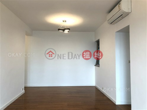 Elegant 3 bedroom on high floor with harbour views | For Sale | Palatial Crest 輝煌豪園 _0