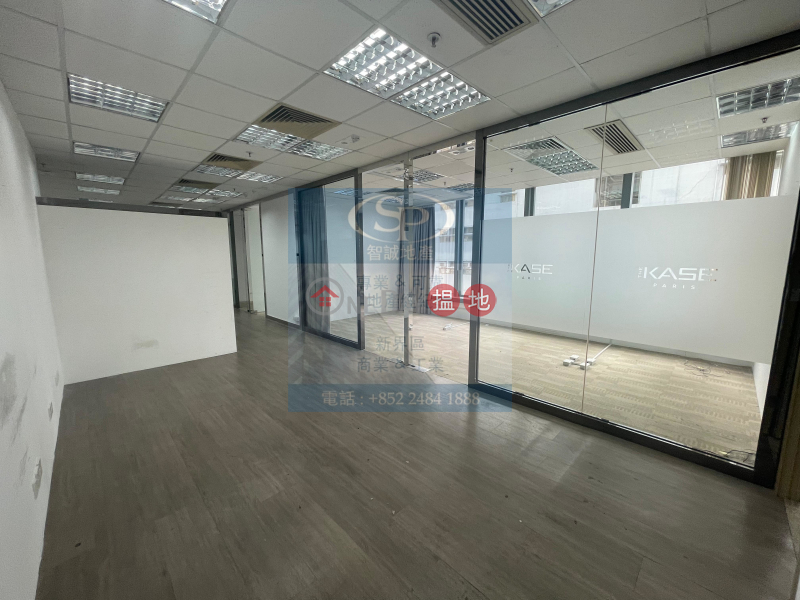 Property Search Hong Kong | OneDay | Industrial, Rental Listings, Lai Chi Kok Tins Enterprises Center: Multi-Room Design And Wood Grain Flooring. It Is Avaliable Now.