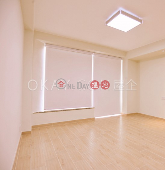 Gorgeous 3 bedroom with parking | For Sale | 38 Broadcast Drive | Kowloon City, Hong Kong, Sales | HK$ 20M