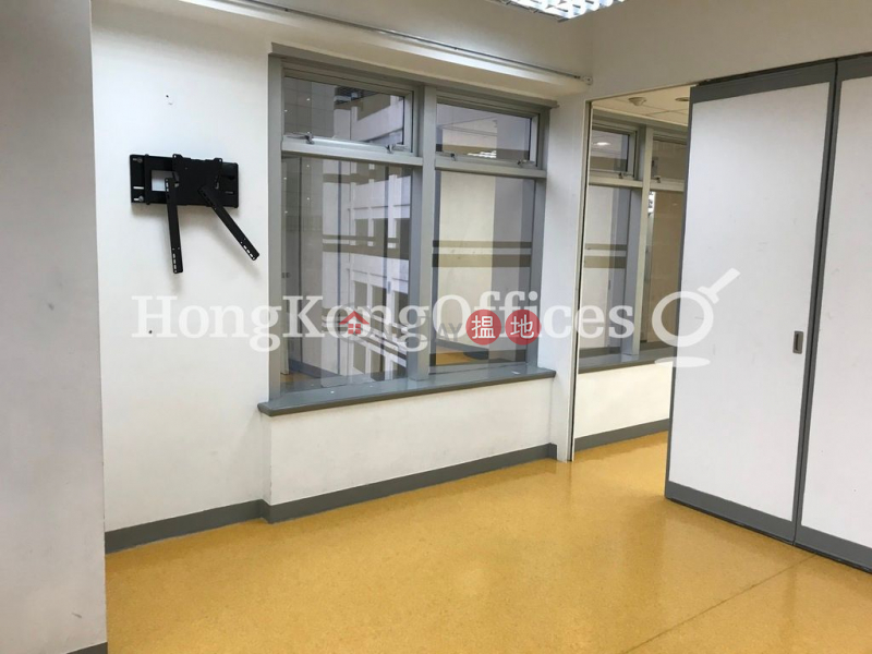 Universal Trade Centre Low Office / Commercial Property Rental Listings | HK$ 44,361/ month