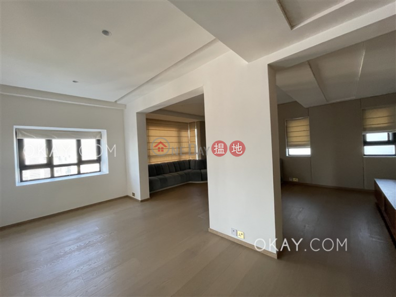 HK$ 398M Hong Villa Eastern District | Exquisite 6 bed on high floor with balcony & parking | For Sale