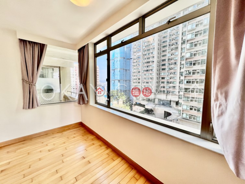 Lovely 2 bedroom on high floor with rooftop & balcony | Rental | Robinson Mansion 羅便臣大廈 Rental Listings