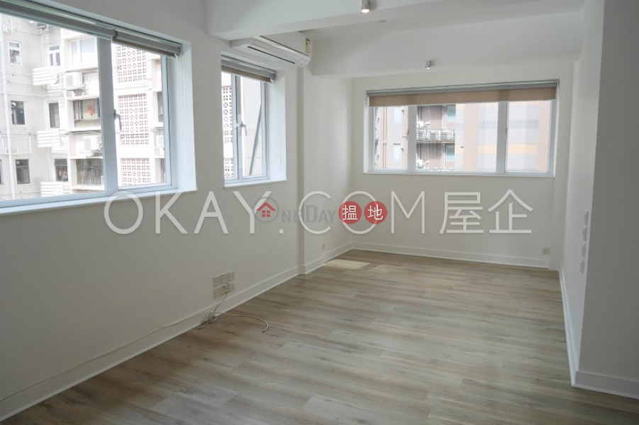 Intimate 1 bedroom in Mid-levels West | Rental | First Mansion 第一大廈 Rental Listings