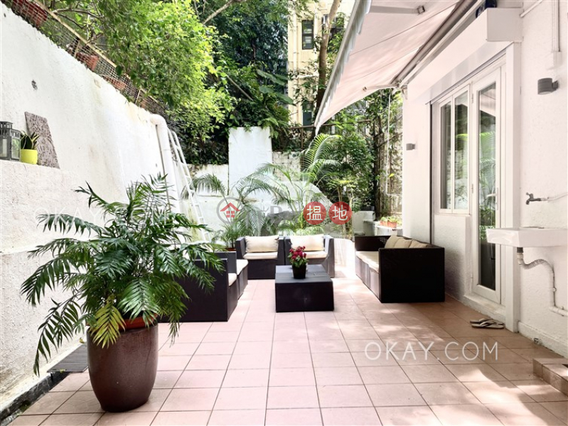 Lovely 3 bedroom with terrace | Rental, Bayview Mansion 樂觀大廈 Rental Listings | Central District (OKAY-R14579)