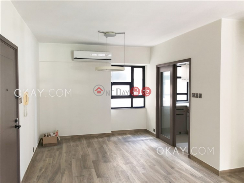 Lovely 2 bedroom on high floor | For Sale | Robinson Heights 樂信臺 Sales Listings