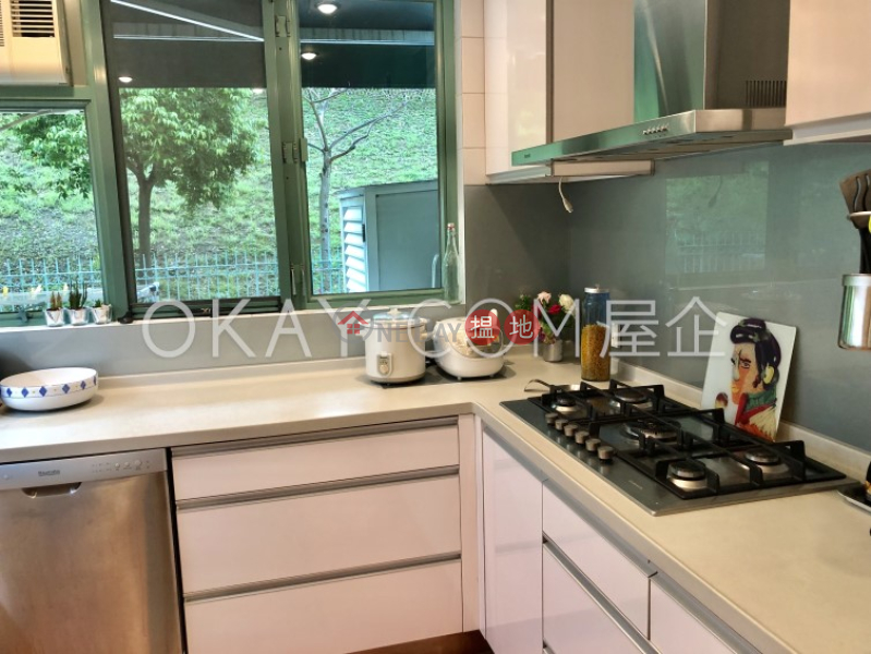 Charming 3 bedroom with terrace | For Sale | Discovery Bay, Phase 11 Siena One, Block 30 愉景灣 11期 海澄湖畔一段 30座 Sales Listings