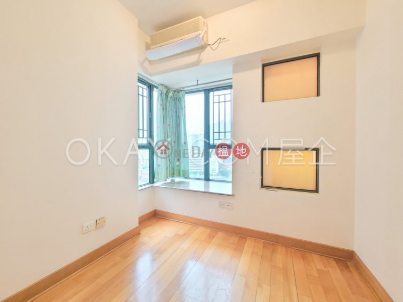 HK$ 26,500/ month Tower 2 Island Harbourview, Yau Tsim Mong, Intimate 3 bedroom in Olympic Station | Rental